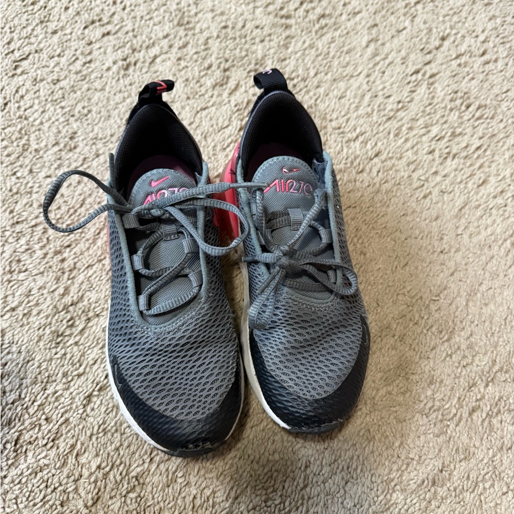 Nike Kids Air Max 270 Gray and Pink Sneakers - Picture 2 of 3